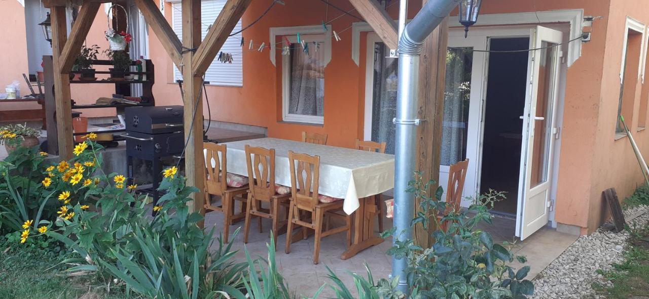 Margareta Apartman - Balatonlelle Buitenkant foto