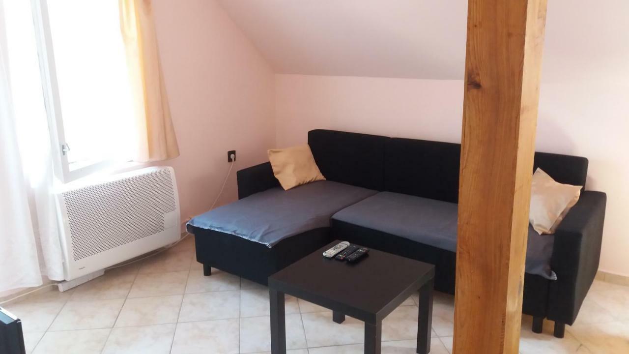 Margareta Apartman - Balatonlelle Buitenkant foto